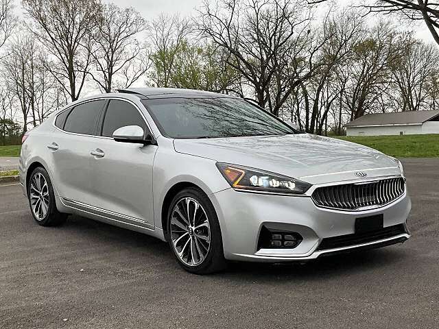 2017 KIA Cadenza