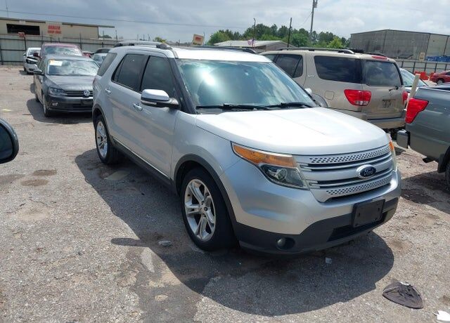 2014 FORD Explorer