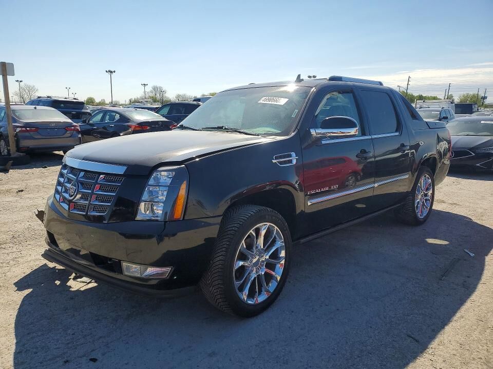 2013 CADILLAC Escalade