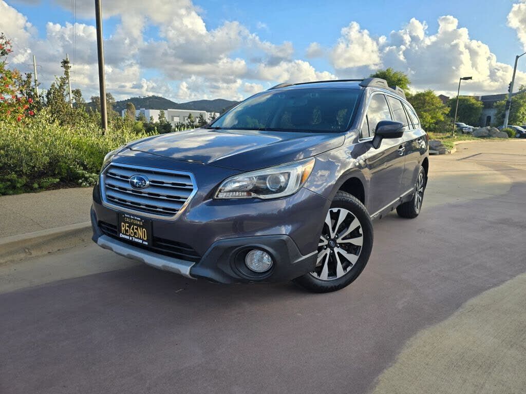 2015 SUBARU Outback