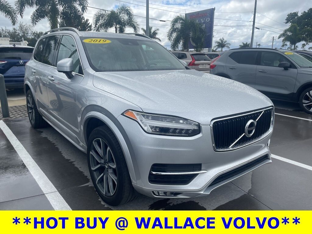 2019 VOLVO XC90