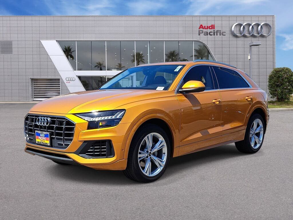 2022 AUDI Q8