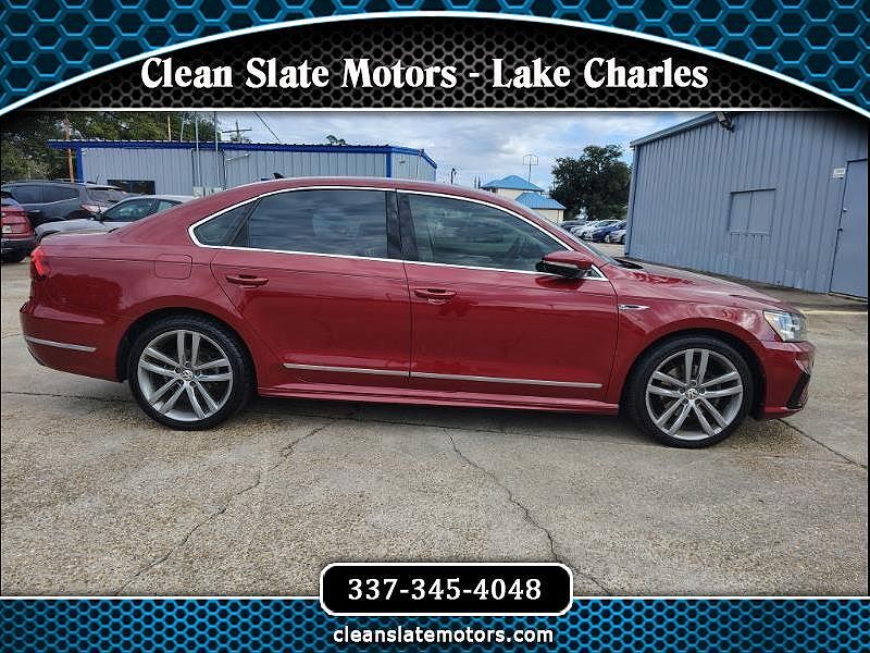 2017 VOLKSWAGEN Passat