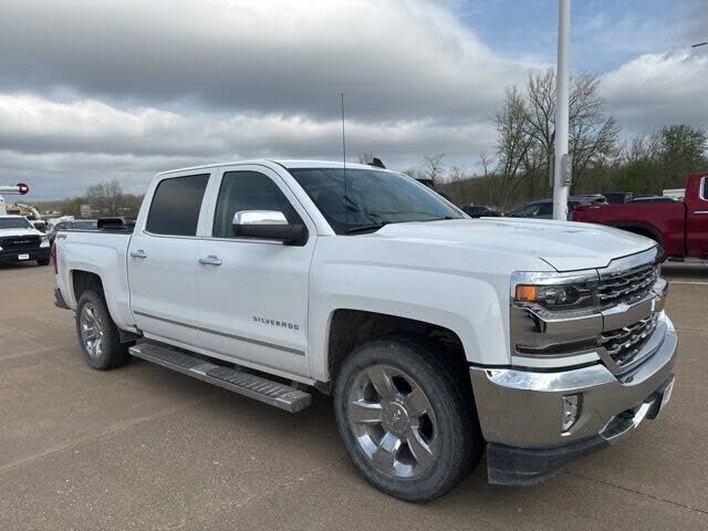 2018 CHEVROLET Silverado