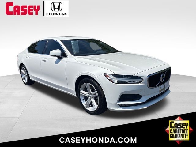 2018 VOLVO S90
