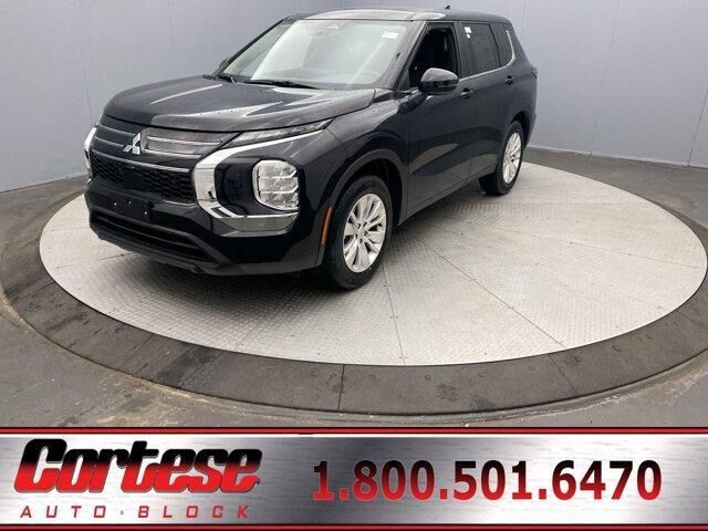 2026 MITSUBISHI Outlander