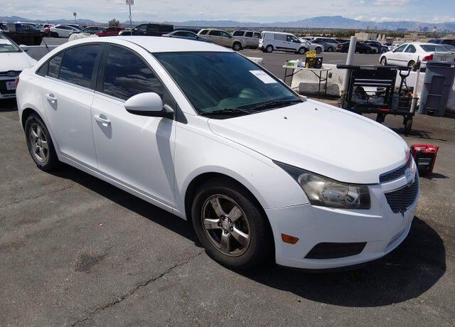 2013 CHEVROLET Cruze