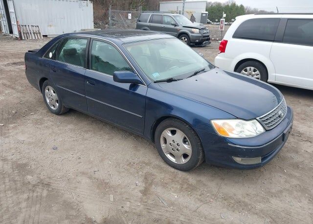 2003 TOYOTA Avalon