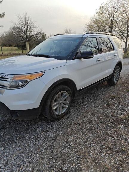 2014 FORD Explorer