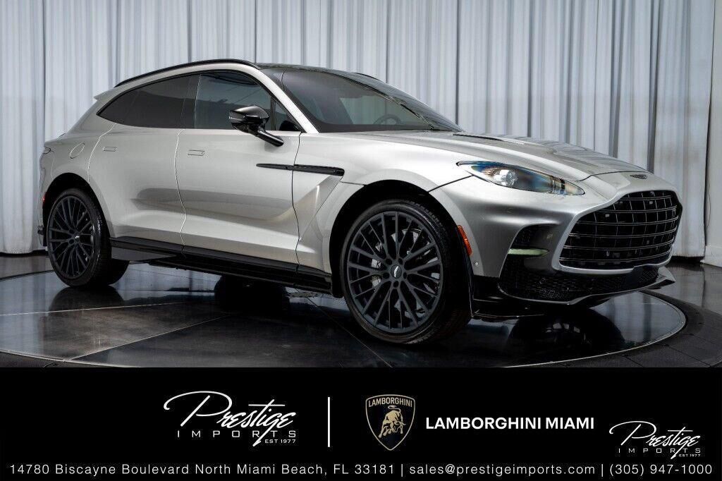 2025 ASTON MARTIN DBX