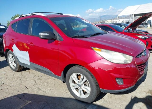 2012 HYUNDAI Tucson
