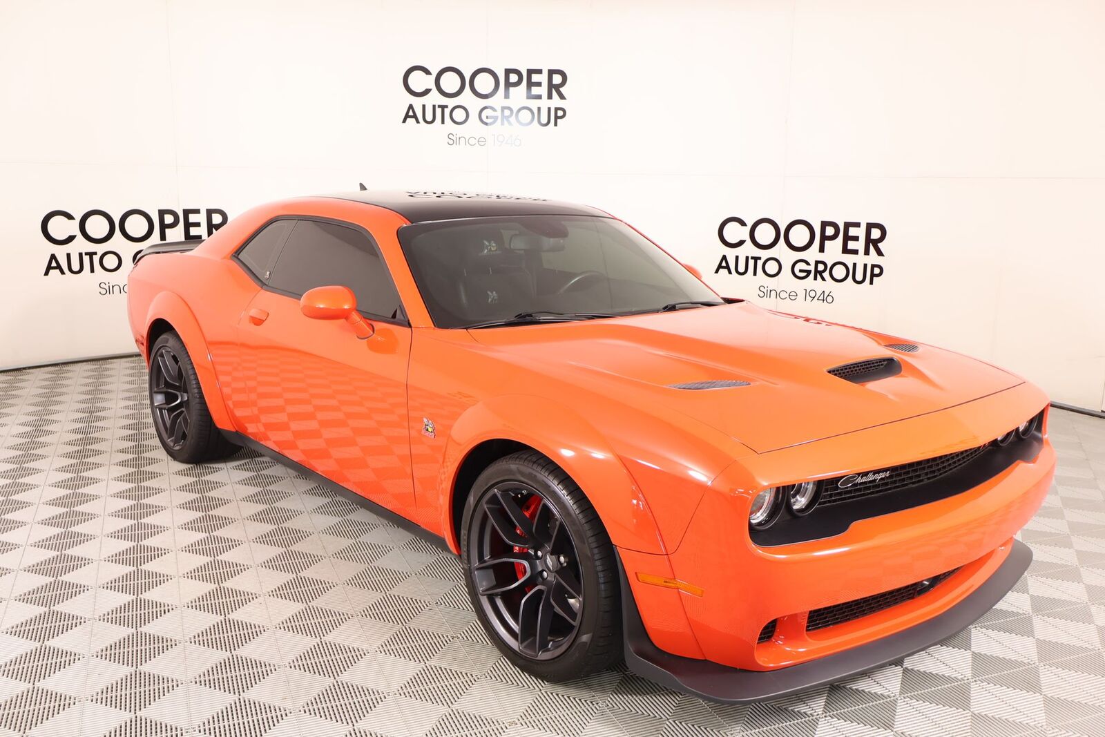 2019 DODGE Challenger