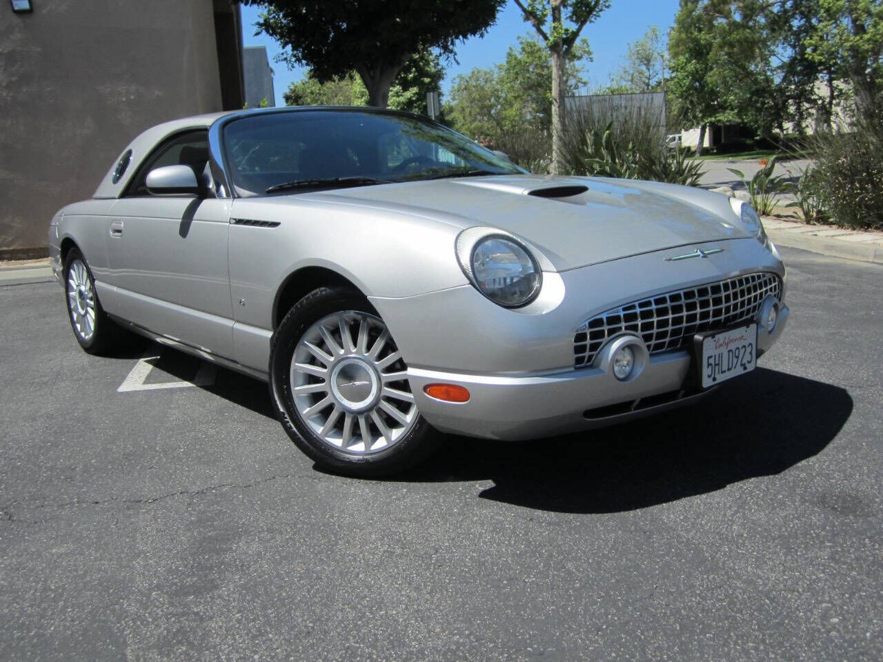 2004 FORD Thunderbird