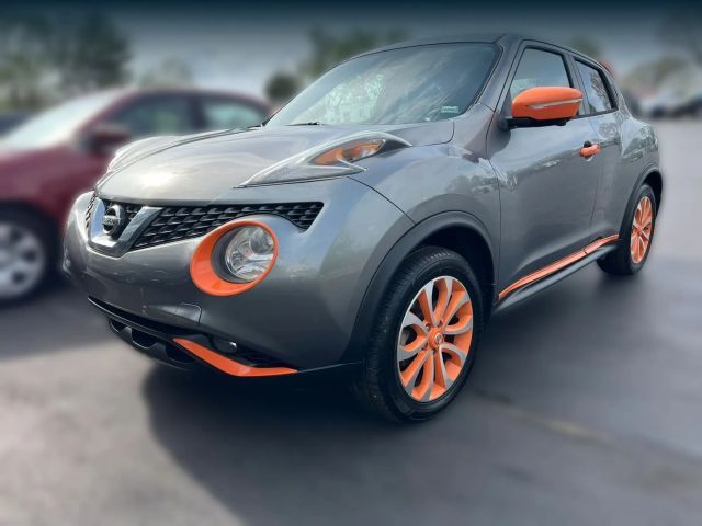 2015 NISSAN Juke