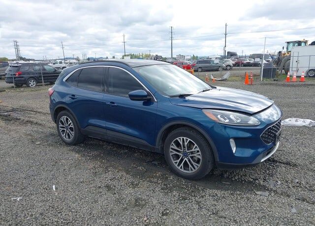 2020 FORD Escape