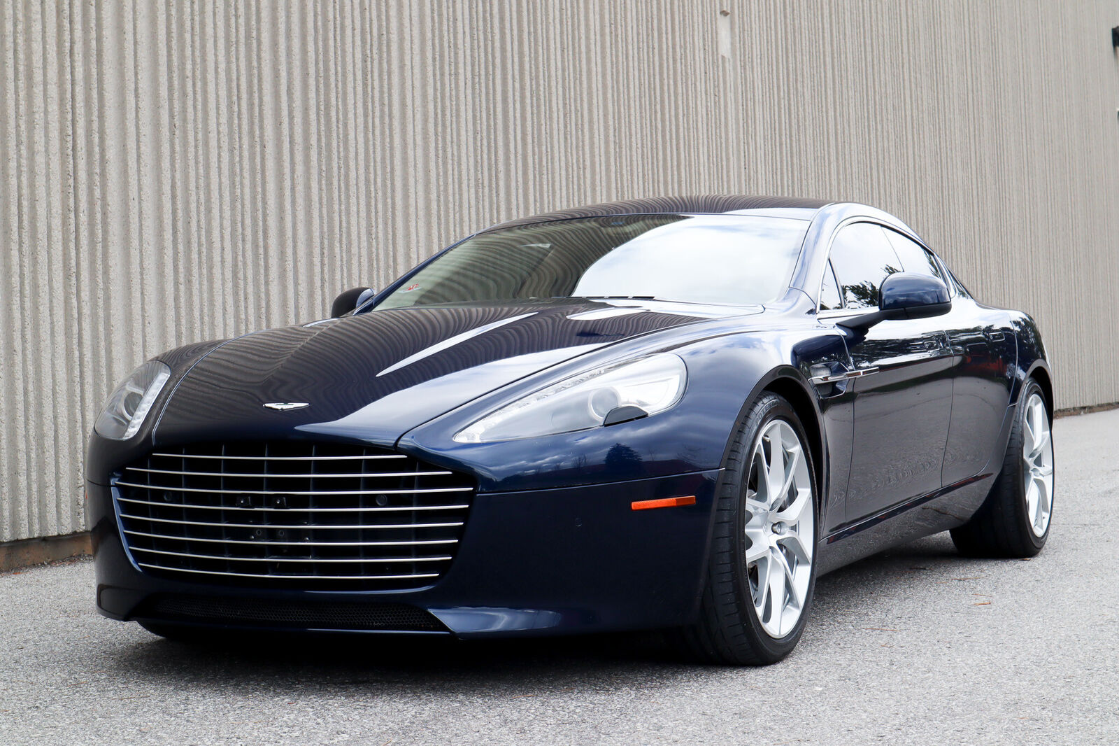 Aston Martin Rapide