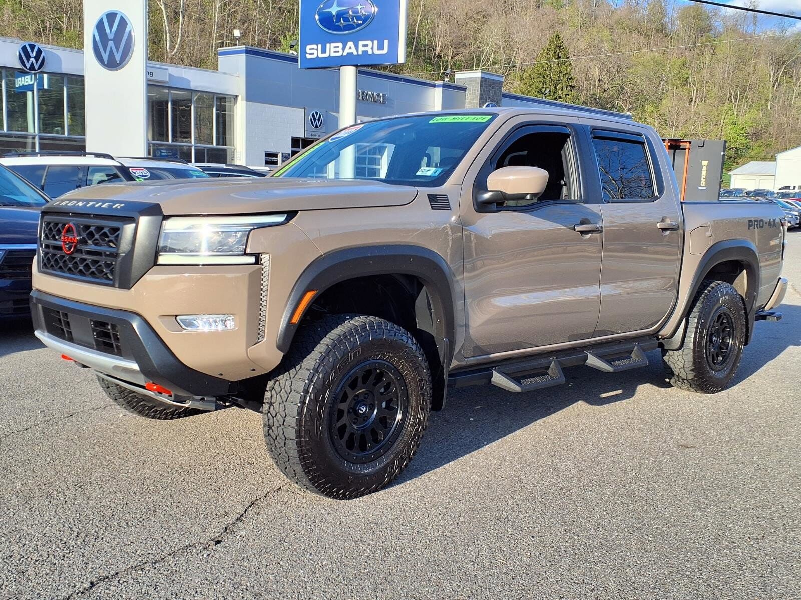 2022 NISSAN Frontier