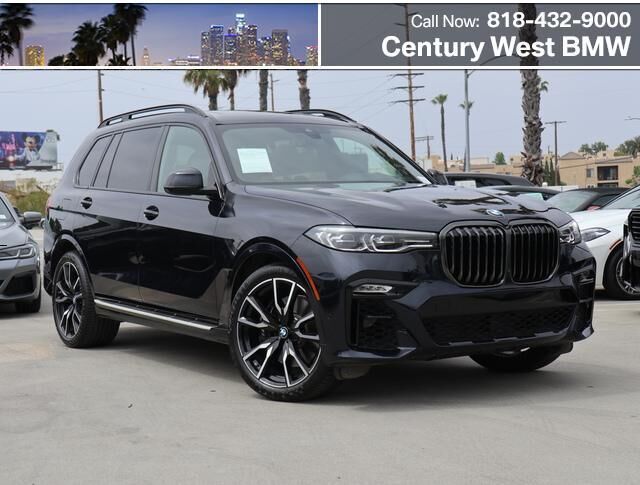 2022 BMW X7