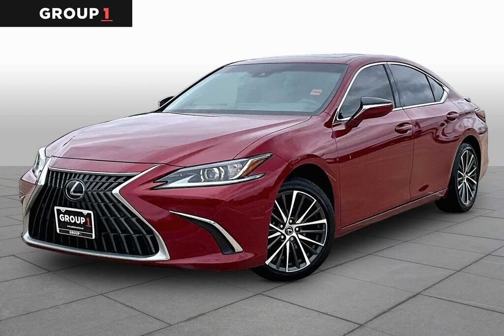 2025 LEXUS ES