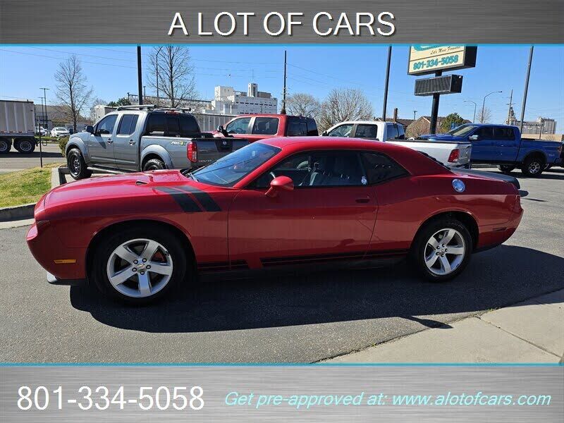 2013 DODGE Challenger