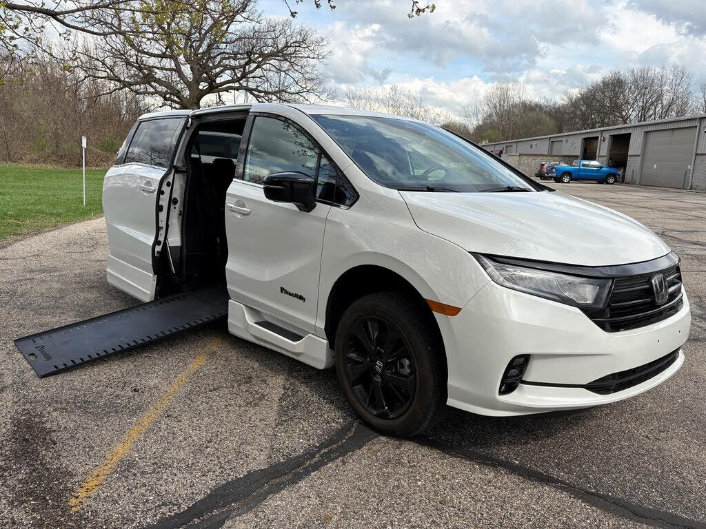 2024 HONDA Odyssey