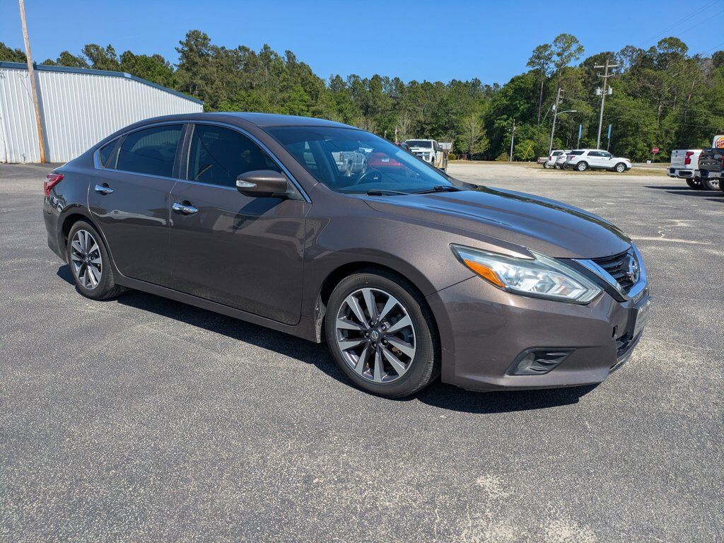 2017 NISSAN Altima