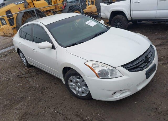 2011 NISSAN Altima