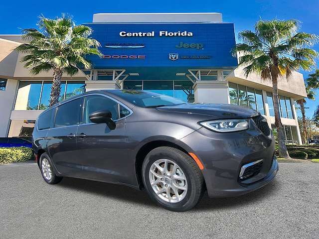 2023 CHRYSLER Pacifica