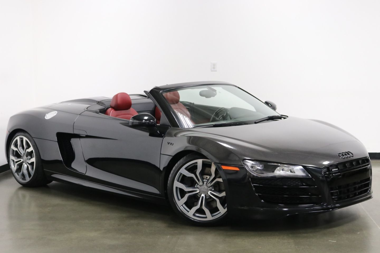 2012 AUDI R8