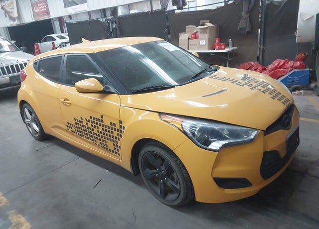 2013 HYUNDAI Veloster