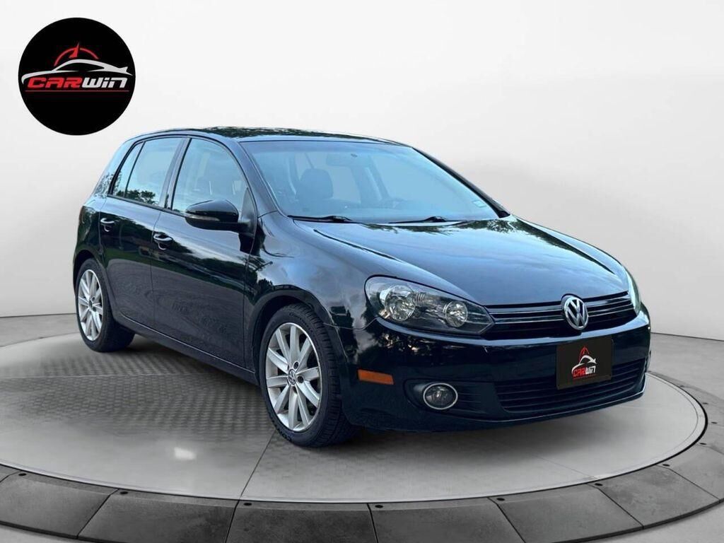 2011 VOLKSWAGEN Golf