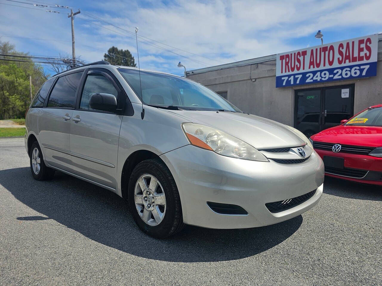 2010 TOYOTA Sienna
