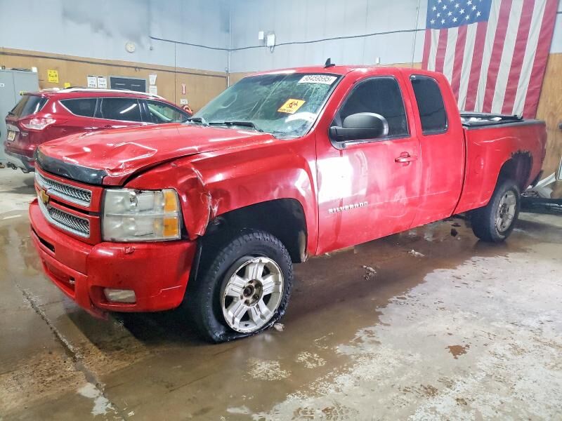 2013 CHEVROLET Silverado