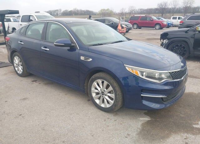 2016 KIA Optima