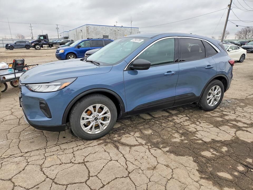 2024 FORD Escape