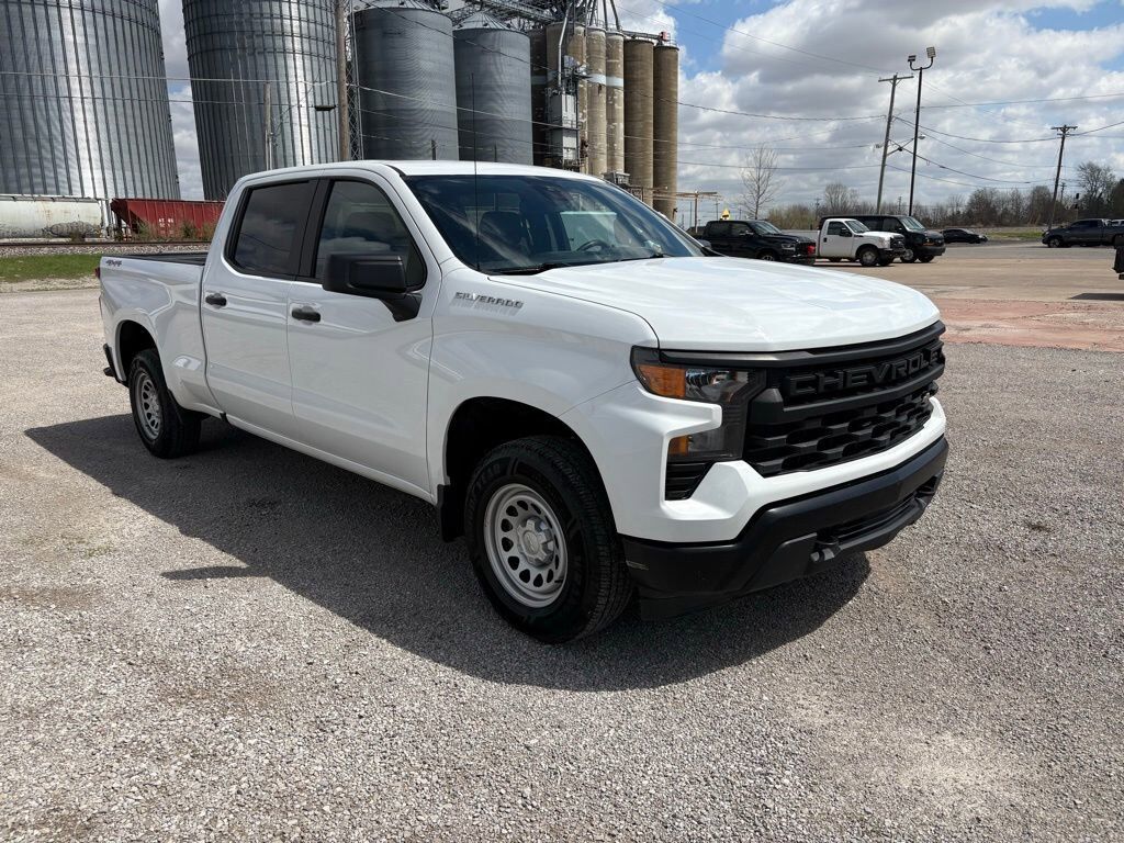 2023 CHEVROLET Silverado