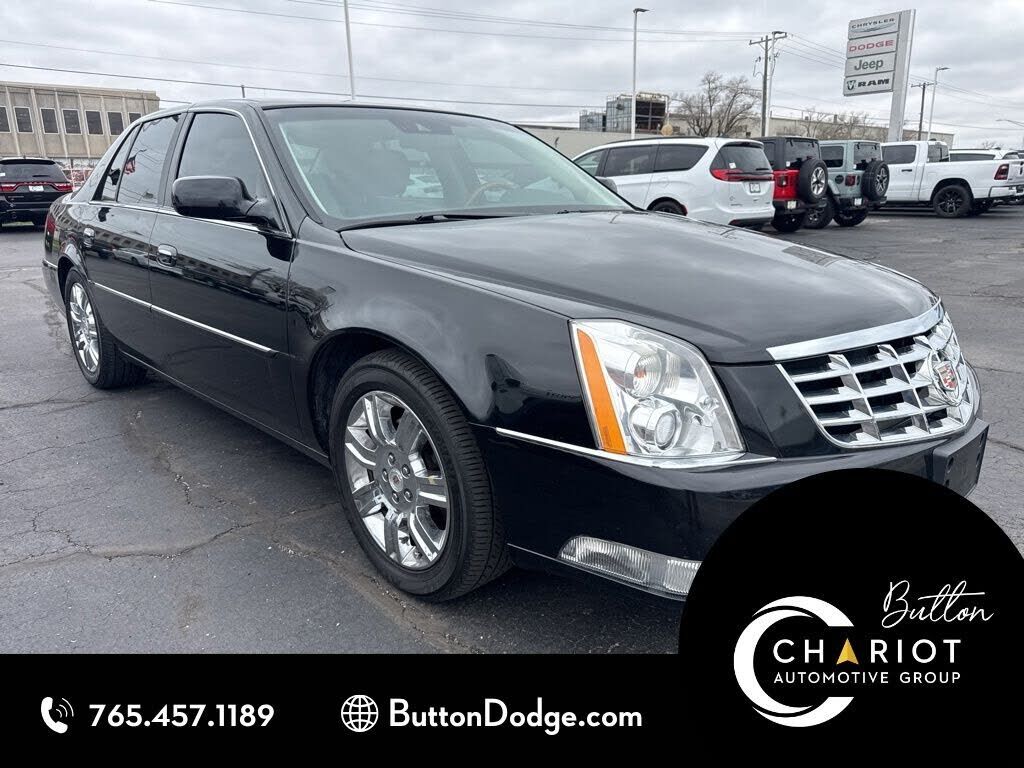 2010 CADILLAC DTS