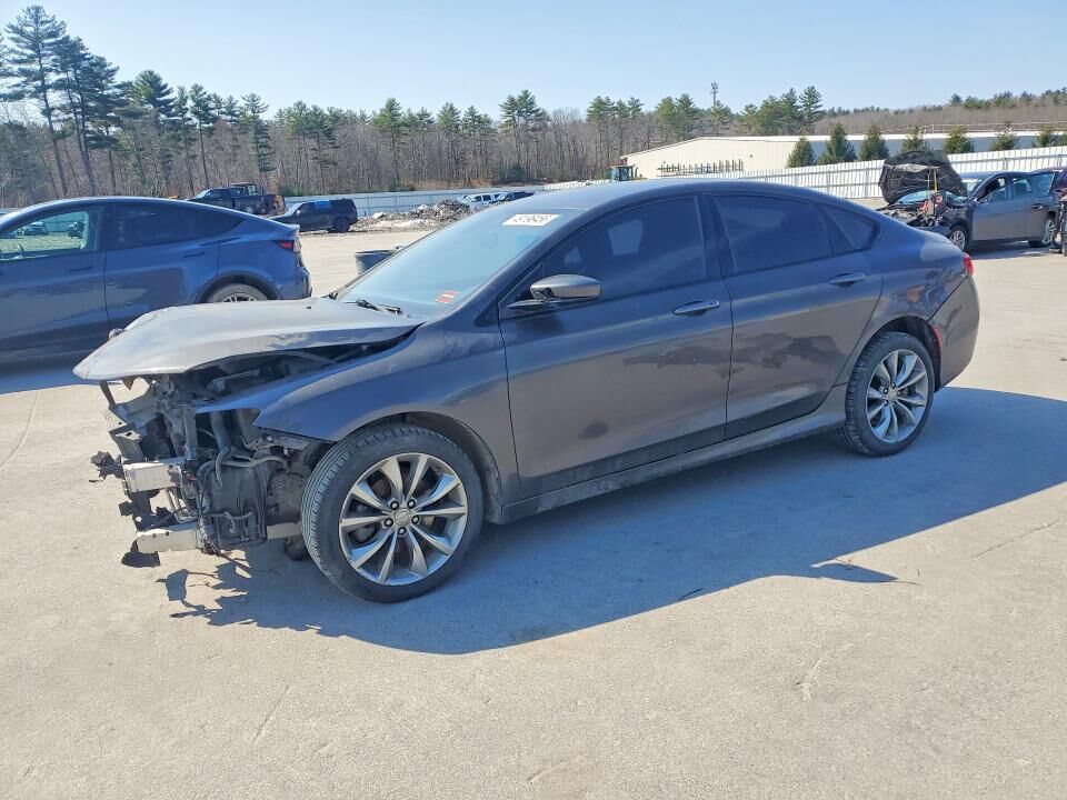 2016 CHRYSLER 200