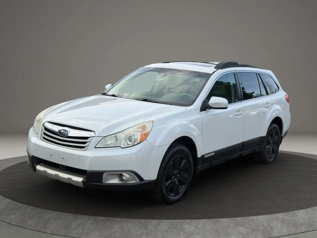 2011 SUBARU Outback