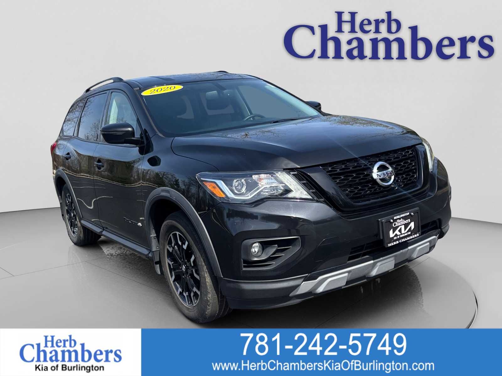 2020 NISSAN Pathfinder
