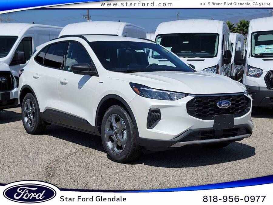 2025 FORD Escape