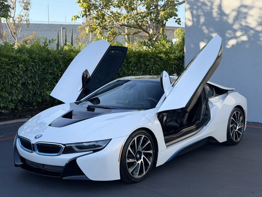 2015 BMW i8
