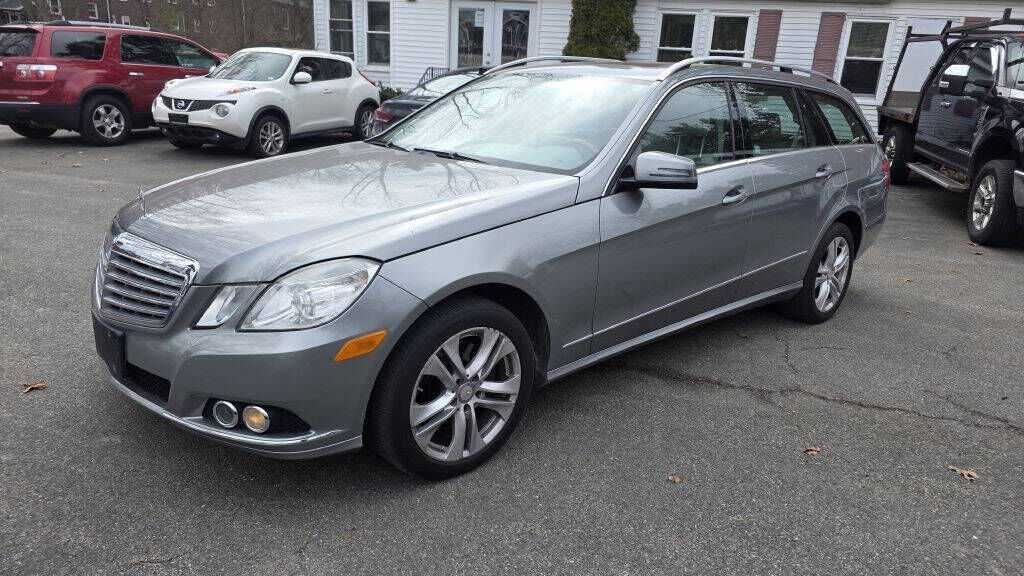2011 MERCEDES-BENZ E-Class
