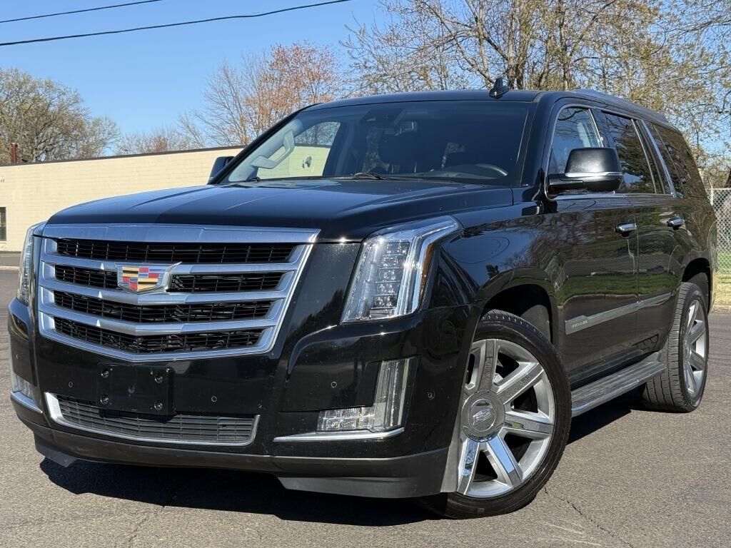 2017 CADILLAC Escalade