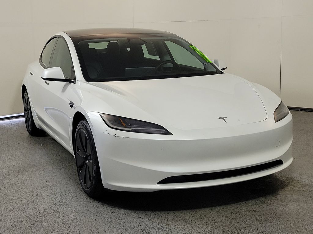 2024 TESLA Model 3