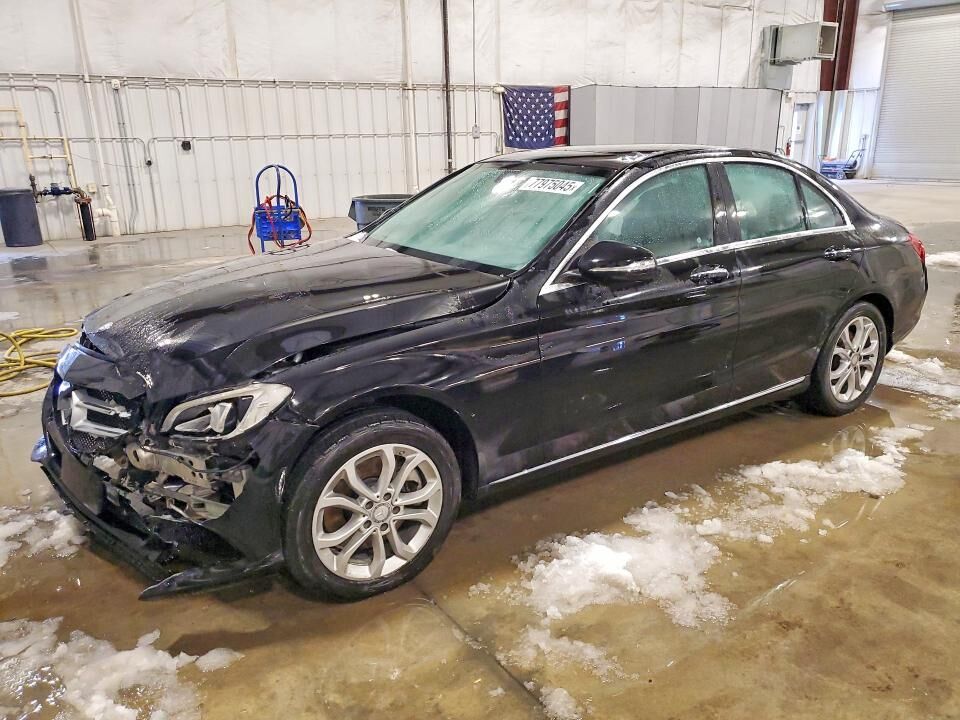 2015 MERCEDES-BENZ C-Class