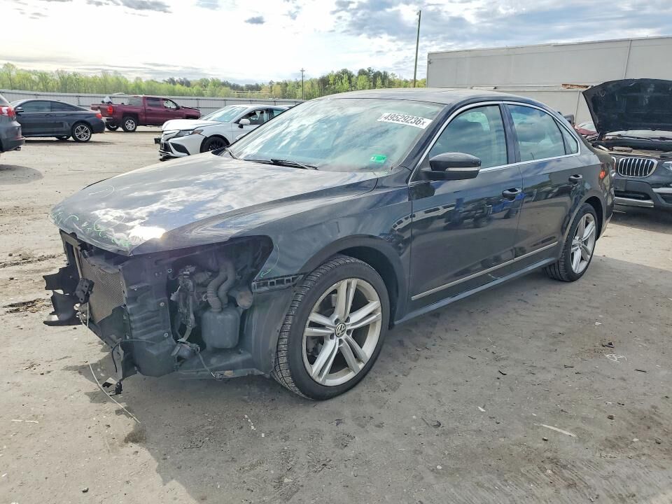 2015 VOLKSWAGEN Passat