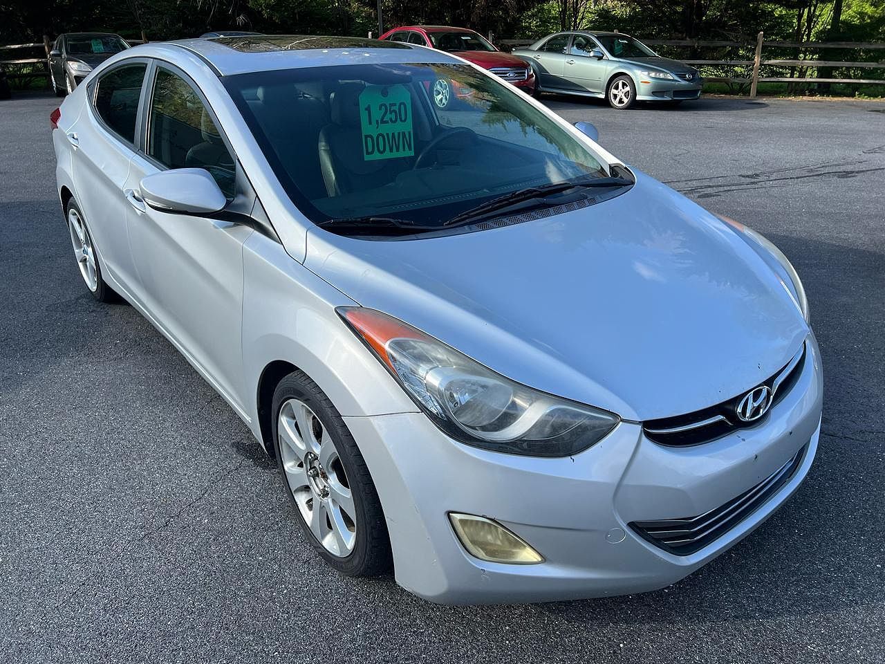 2012 HYUNDAI Elantra