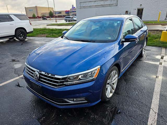 2017 VOLKSWAGEN Passat