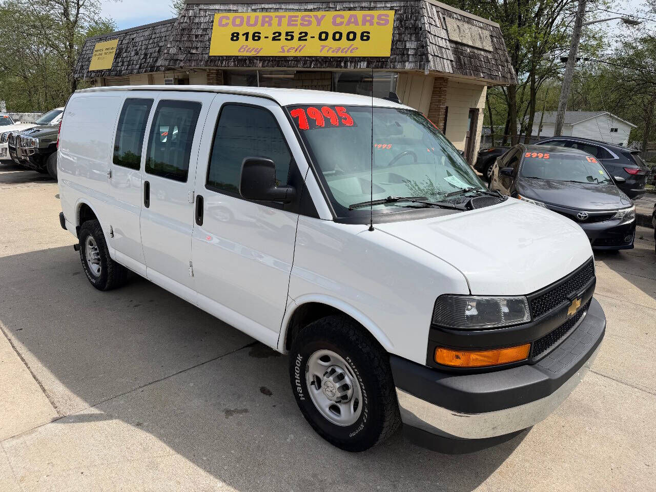 2019 CHEVROLET Express